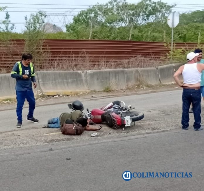 Motociclista resulta lesionado en accidente por el Puente de Panteones de El Colomo (2)