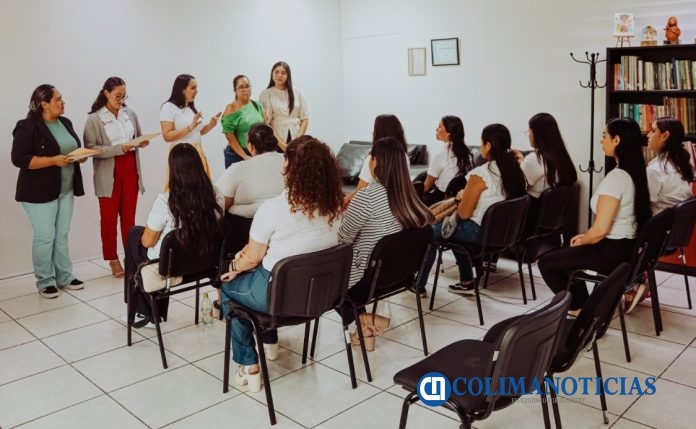 Personal del Instituto Colimense de las Mujeres se certifica en orientación telefónica a víctimas de violencia