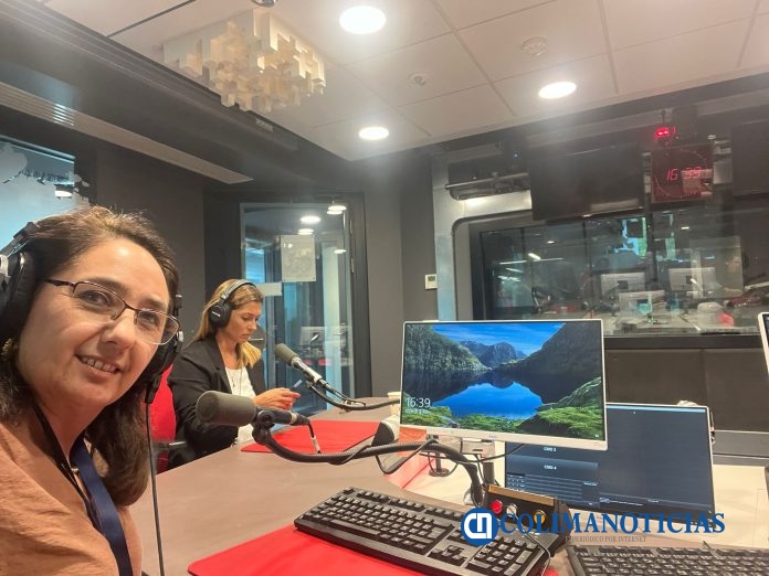 Presente UdeC en encuentro internacional de radios en París_Balleza