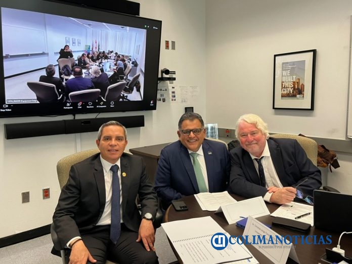 Rector UdeC preside reunión del Consejo Directivo de UMAP, en Canadá