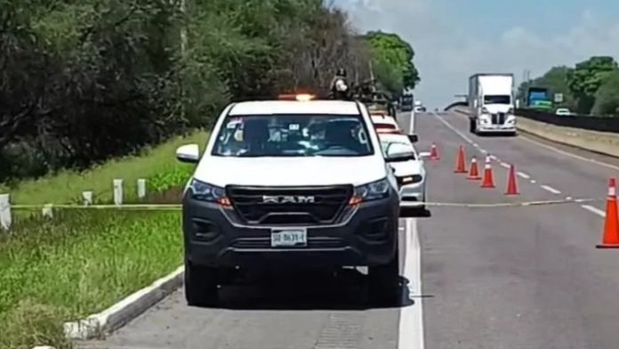 Atacan a balazos a dos trabajadores de Capufe
