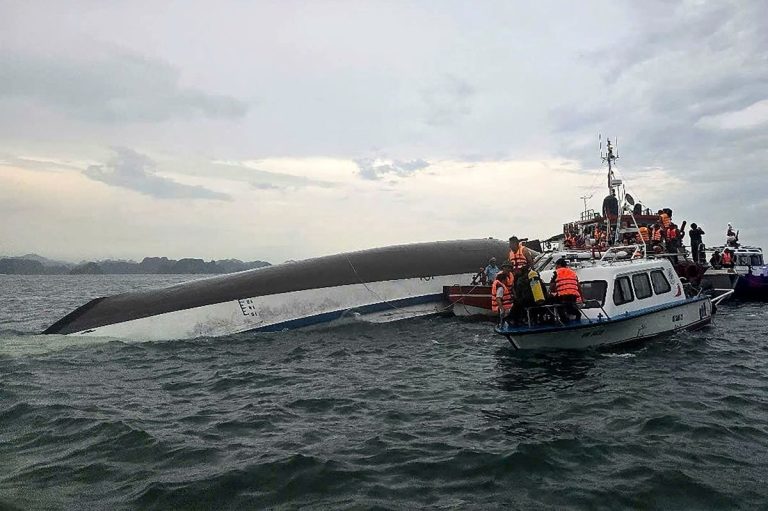Más de 30 personas mueren debido al naufragio de un barco turístico en Vietnam