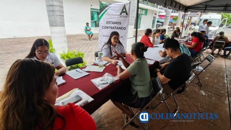Gobierno del Estado de Colima impulsa más de 290 empleos en la Feria de Empleo Tecomán 2025