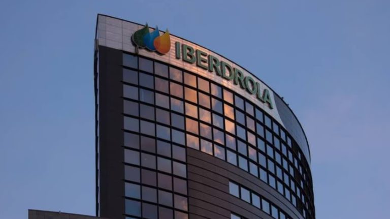 Iberdrola confirma venta a Cox y se va de México