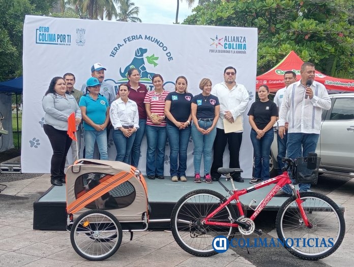 Inaugura Ayuntamiento de Colima Primera Feria “Mundo de las Mascotas”, en el Jardín Núñez (5)