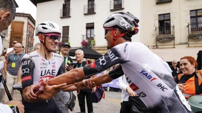 Isaac del Toro cedió la victoria a su compañero de equipo en Ordizia