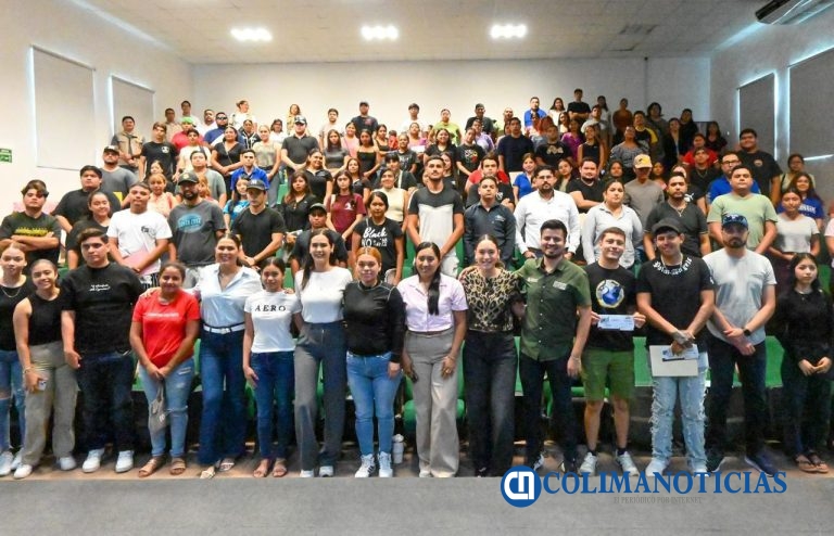 Con Jóvenes Construyendo el Futuro y UniBeca, se prioriza a las juventudes en Manzanillo: Rosi Bayardo