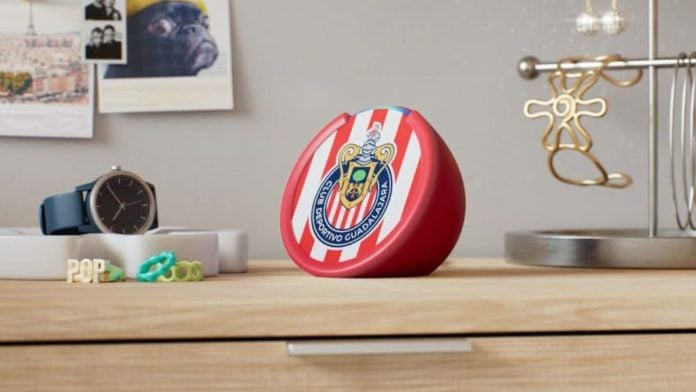 Amazon y Chivas lanzan el Echo Pop edición limitada