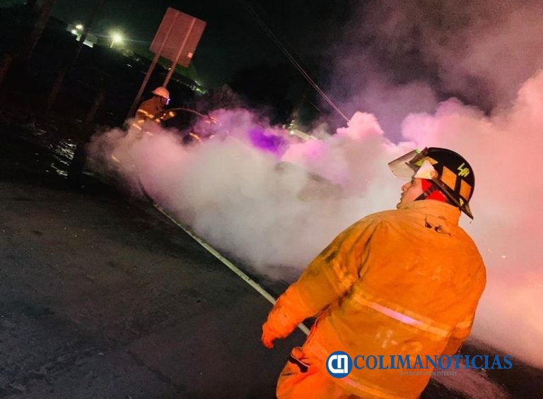 Bomberos de Tecomán llaman a jóvenes a sumarse como voluntarios