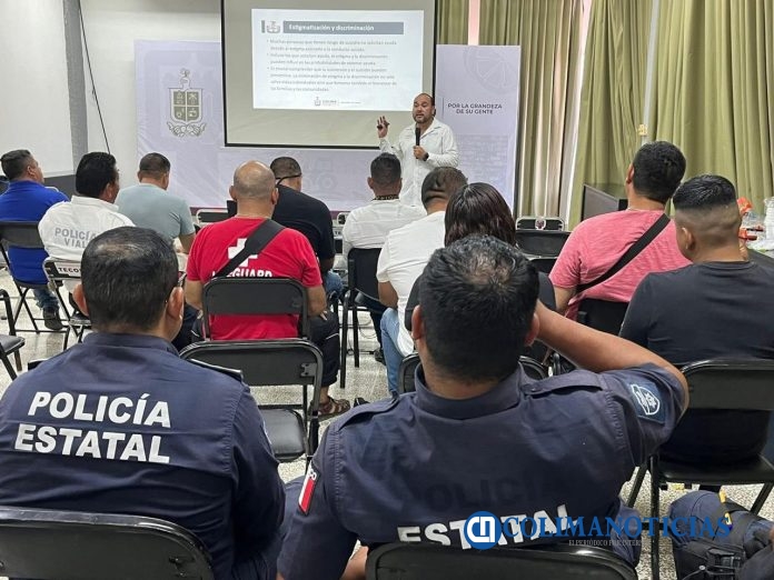 Capacitan a policías de Tecomán