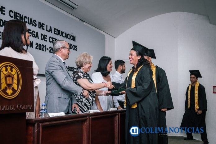 Egresan nuevos expertos en educación física, matemáticas y educación especial_b