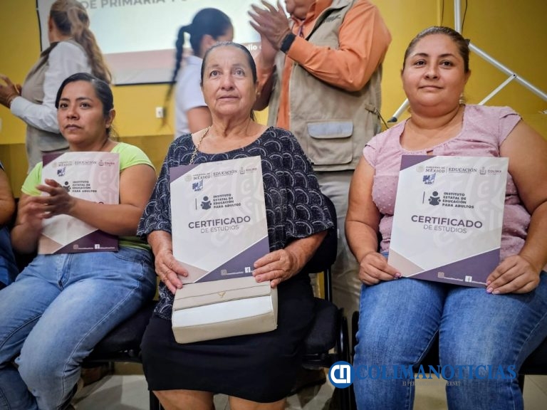 IEEA entrega 456 certificados educativos en julio; se superan personas desde 11 hasta 94 años