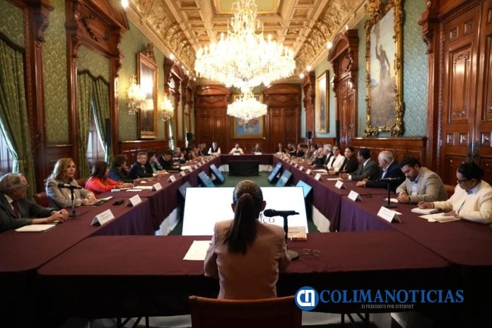 Indira Vizcaíno acude a reunión con la presidenta Sheinbaum