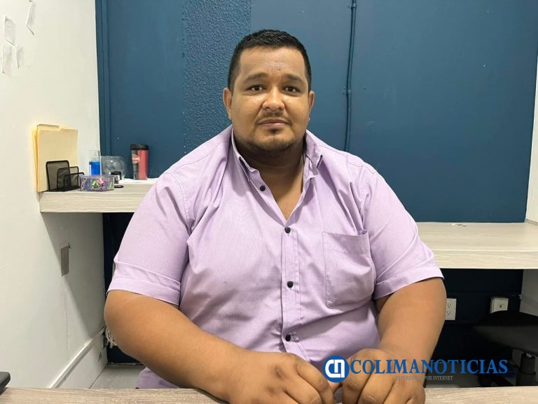 Avanza propuesta para llevar regularización vehicular a comunidades de Tecomán