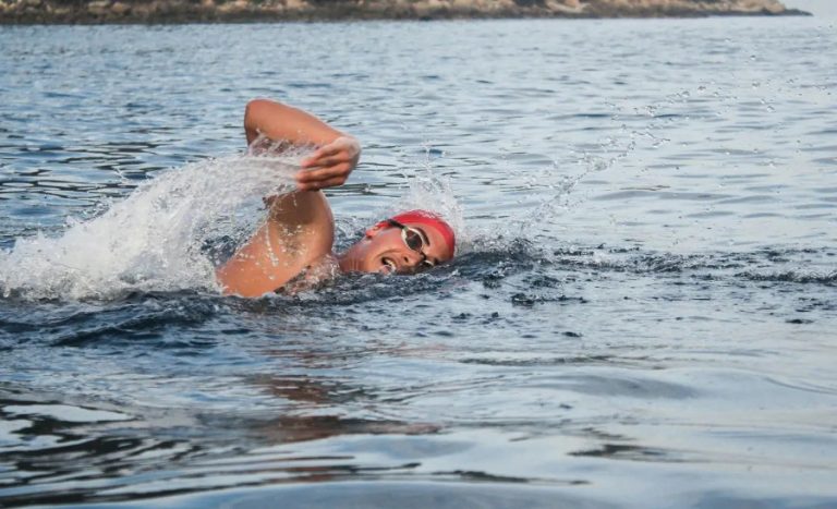 Nadador ruso desapareció en prueba de aguas abiertas en Turquía