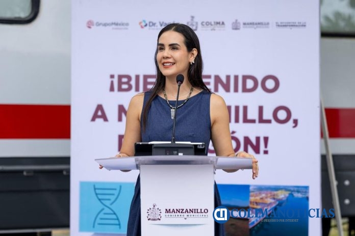 Rosi Bayardo celebra la llegada del Dr. Vagón (3)