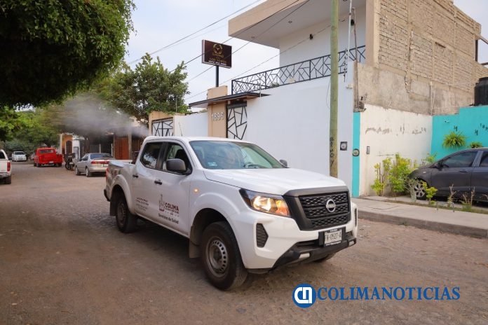 Salud Colima fumiga contra el dengue en 6 municipios
