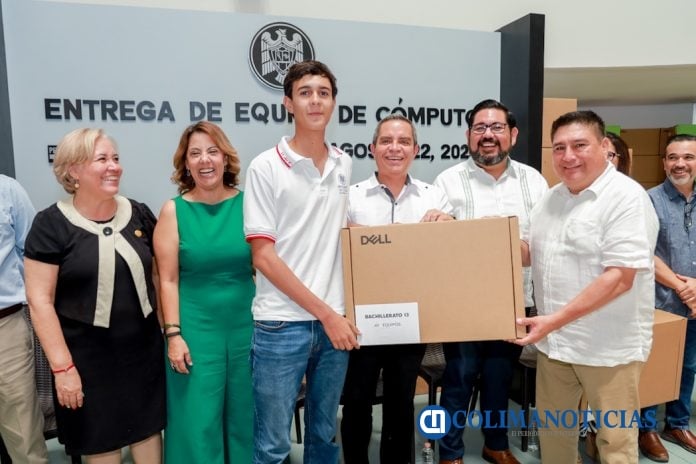 Tienen universitarios 565 nuevos equipos de cómputo_h