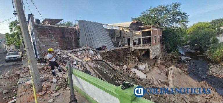 Cierra una era: cae edificio de El Mundo desde Colima ubicado en la capital