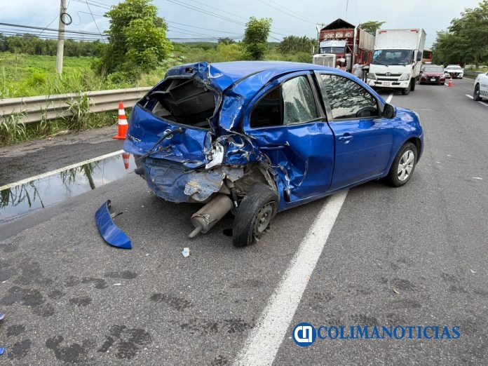Accidente en autopista Colima–Manzanillo (3)