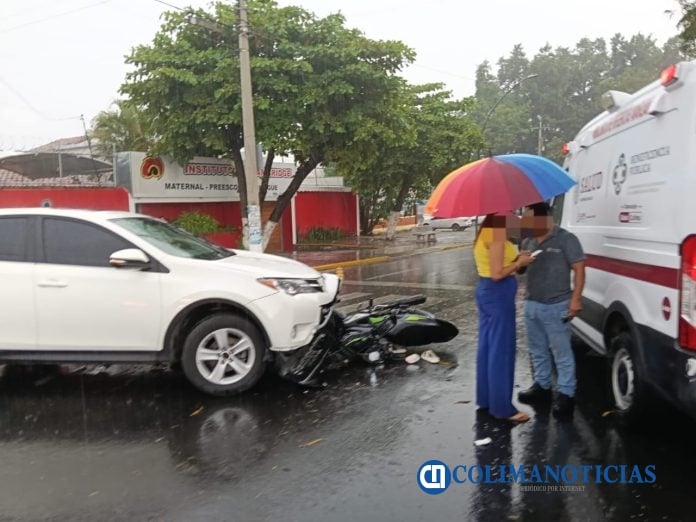 Accidente moto-lluvias