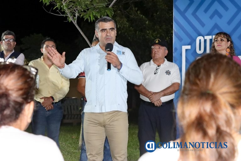 Alcalde Riult Rivera cumple compromisos con vecinos de la colonia Valle Real
