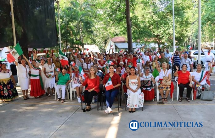 DIF Estatal Colima celebra las Fiestas Patrias con personas adultas mayores (5)