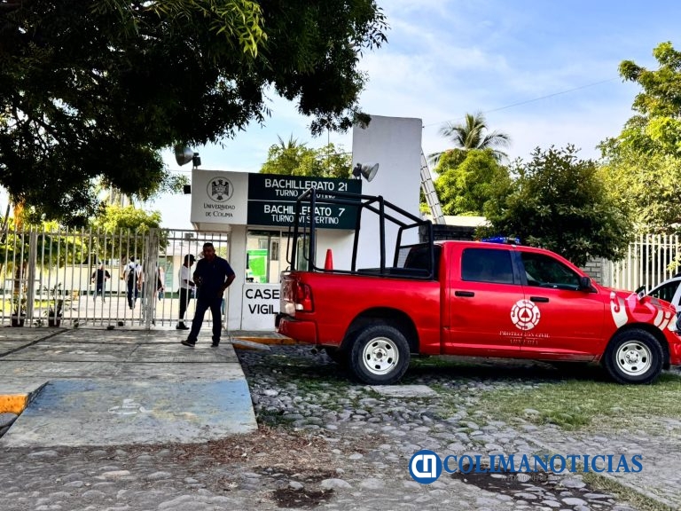 Deja derrame de ácido dentro de bachillerato de Armería 6 estudiantes heridos