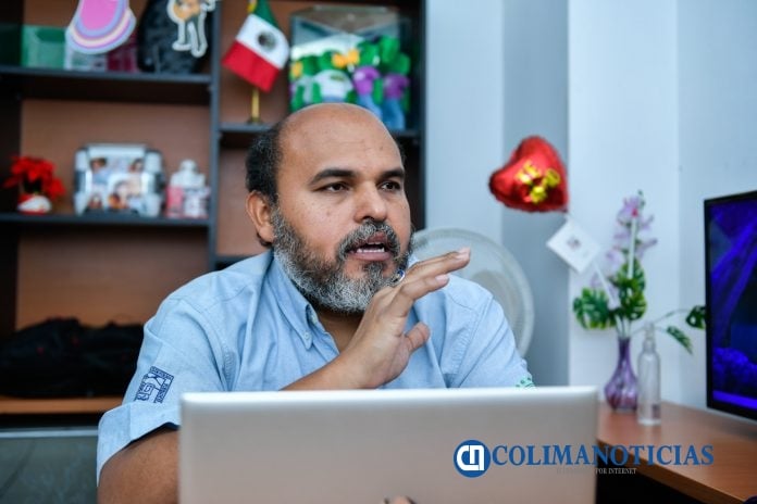 Desarrollan científicos de la UdeC sistema acuapónico_Carlos