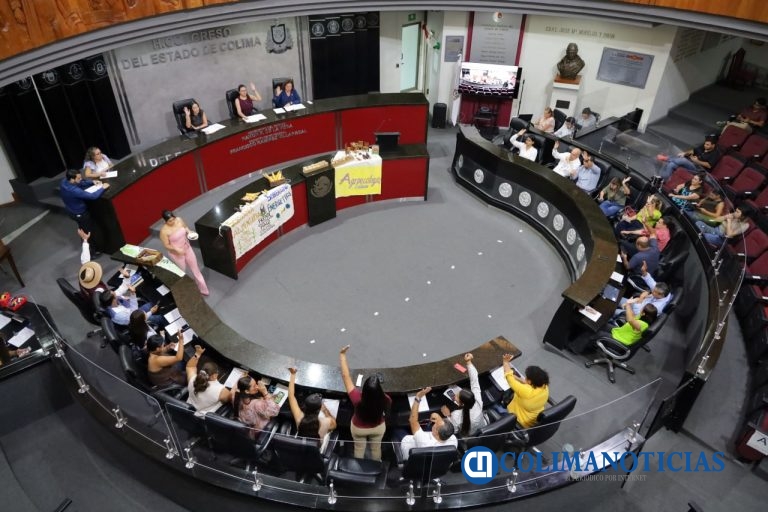 Designa Congreso de Colima a Luis Armando Velázquez como integrante del Órgano de Administración Judicial Local