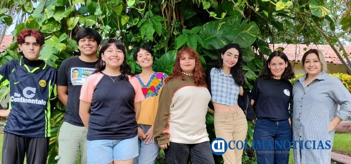 Destacan estudiantes y egresados de Artes Visuales en expo Arte Joven 2025