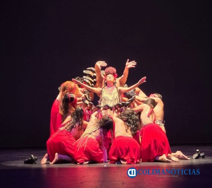 Estudiantes de Danza Escénica brillan en encuentro nacional UNAM
