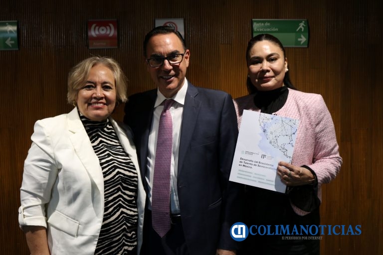 Asisten funcionarias de la UdeC a reunión nacional sobre actualización curricular y semiconductores