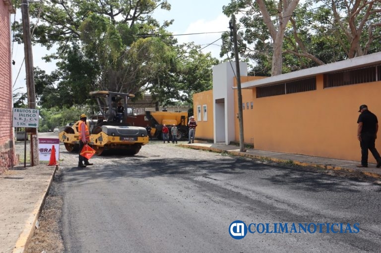 Gobierno del Estado de Colima inicia trabajos de renivelación en tramo El Trapiche a San Joaquín