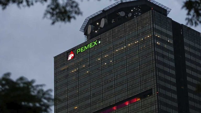 México emite bonos por 5 mil millones de euros para Pemex