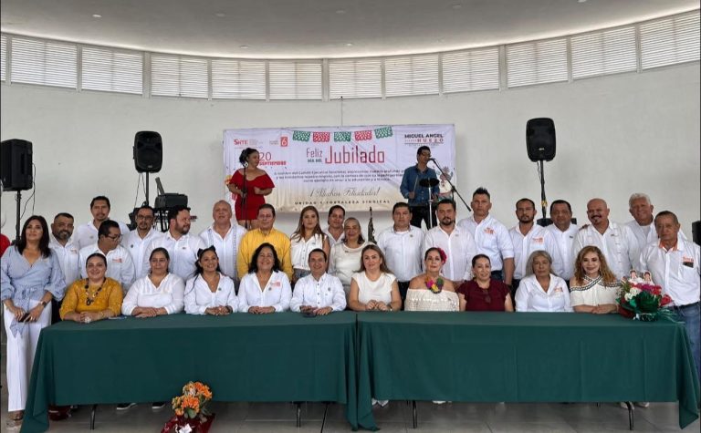 Reconoce la Sección 6 del SNTE a trabajadores Jubilados