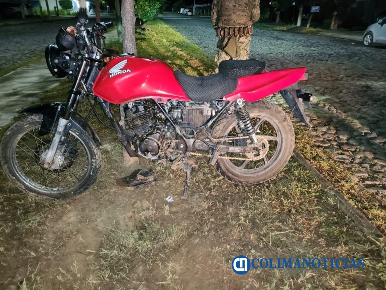 Recupera Policía de VdeA motocicleta de Jalisco con reporte de robo