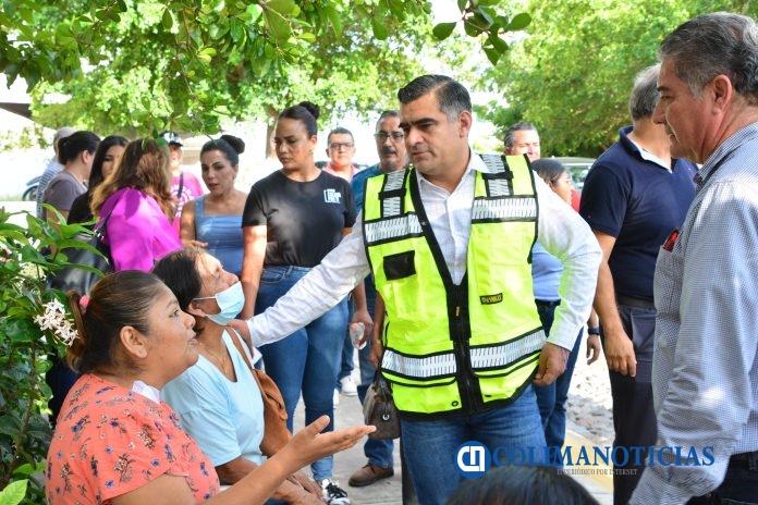 Riult Rivera inicia rehabilitación de parque en Esmeralda norte (3)