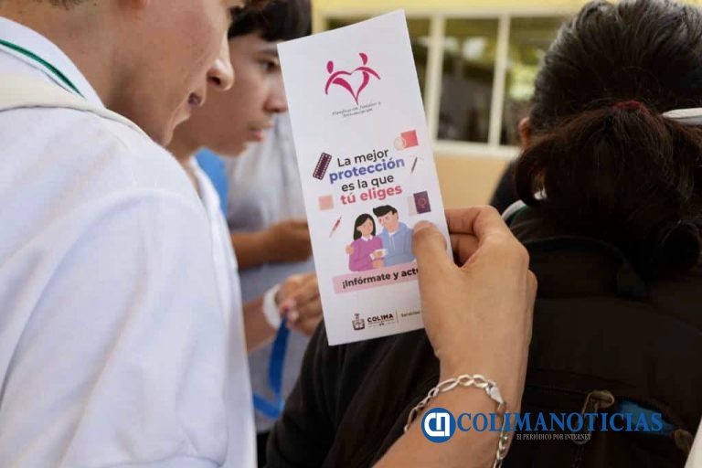 Salud Colima sensibiliza a estudiantes para prevenir embarazo en adolescentes