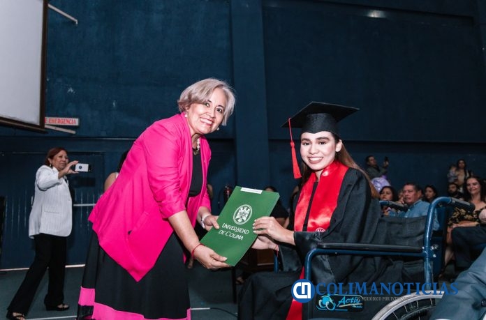 UdeC despide a nueva generación de contadores y administrativos_i