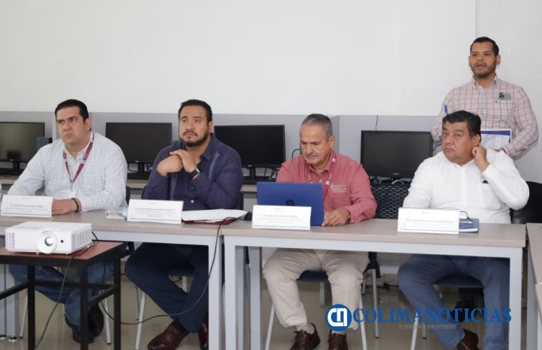 Víctor Torrero llama a fortalecer acciones para mejorar los Servicios de Salud