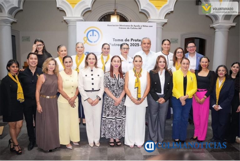 Participa Voluntariado Universidad de Colima en la toma de protesta del Patronato de Amanc Colima IAP 2025–2028