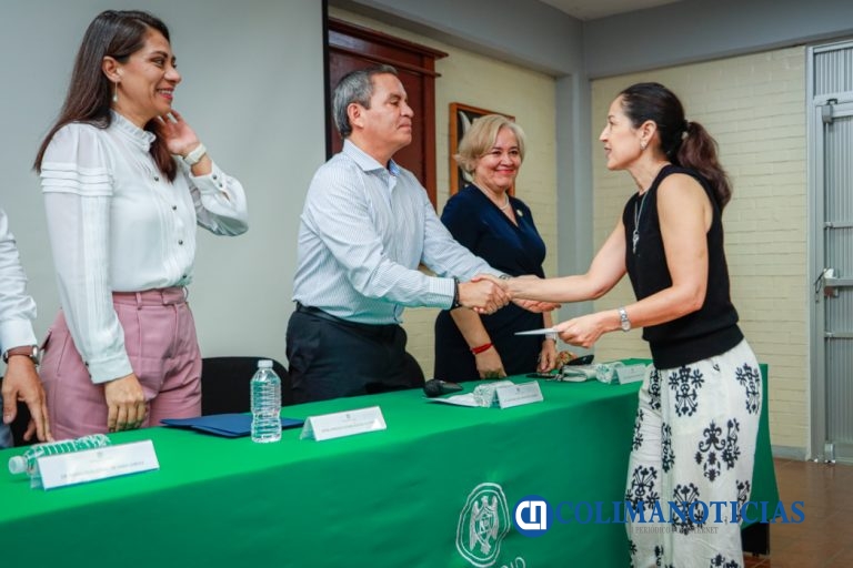 Ana Josefina Cuevas, nueva directora de la Facultad de Letras y Comunicación de la UdeC