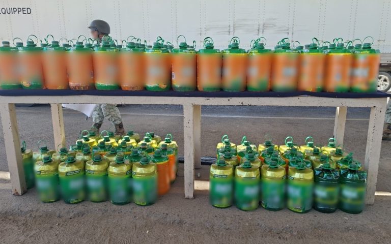 Aseguran en Sonora más de mil litros de metanfetamina