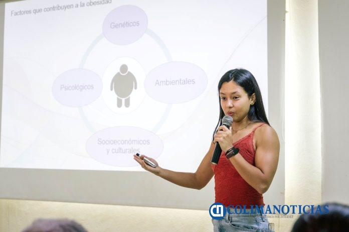Charla en el CEDECO sobre cómo prevenir cáncer de mama_Adriana