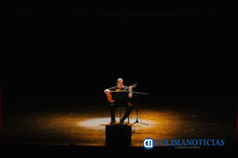 Manuel Argudín regala un homenaje a su amigo, el cantautor Silvio Rodríguez