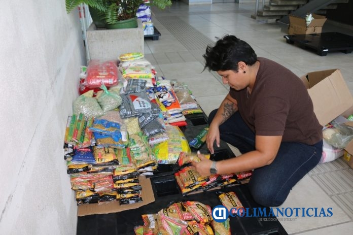 DIF Estatal Colima hizo primer envío de ayuda humanitaria para familias damnificadas de Hidalgo (2)