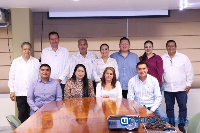 Entrega Educación Colima 4 plazas estatales de prefectura