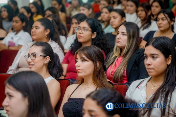 Inauguran Escuela de Formación Política para Mujeres Estudiantes_d