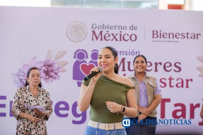 Indira Vizcaíno entregó tarjetas a 700 nuevas beneficiarias de Pensión Mujeres Bienestar en Colima